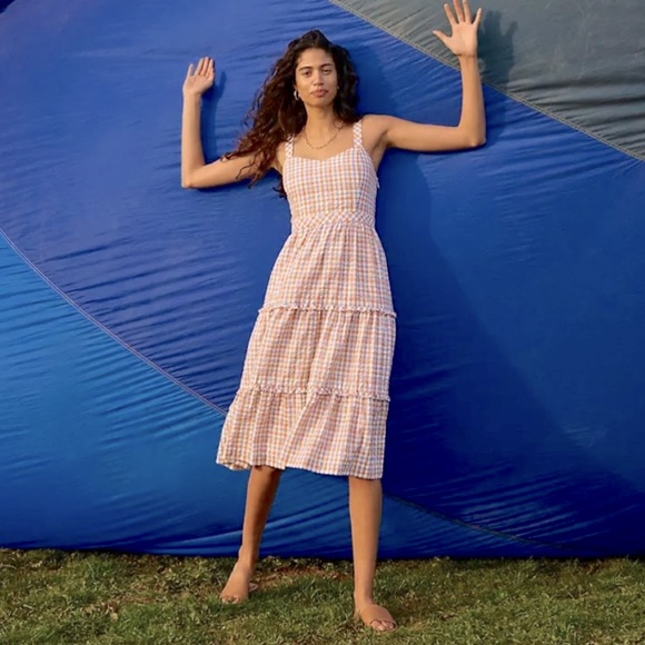 Madewell seersucker dress. So soft and comfortable. Perfect for spring/summer. - Picture 1 of 6